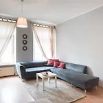 Oskars Absteige * لبسيا