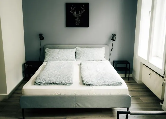 Oskars Absteige Hostel *