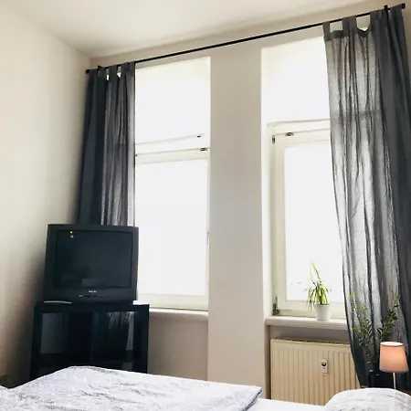 Oskars Absteige Hostel *