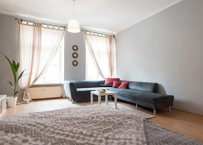 Oskars Absteige بيت شباب *